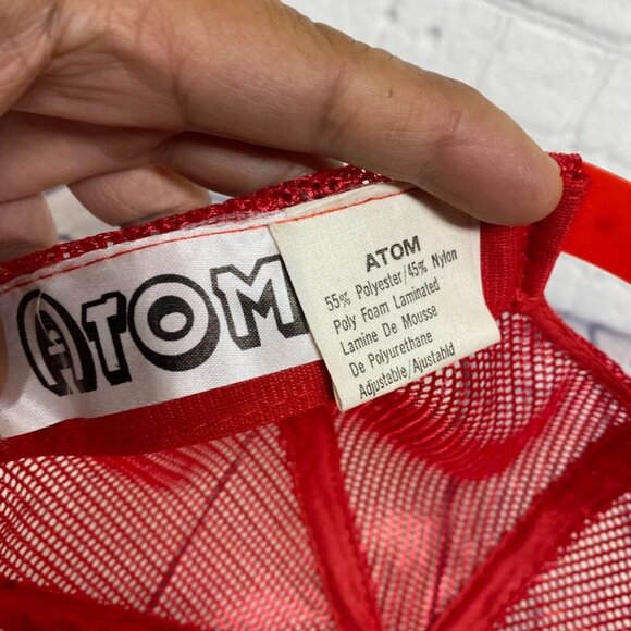 Vintage Hat Cap Snapback Red White Ontario Canada Trucker Mesh Shield Taiwan - Picture 7 of 11